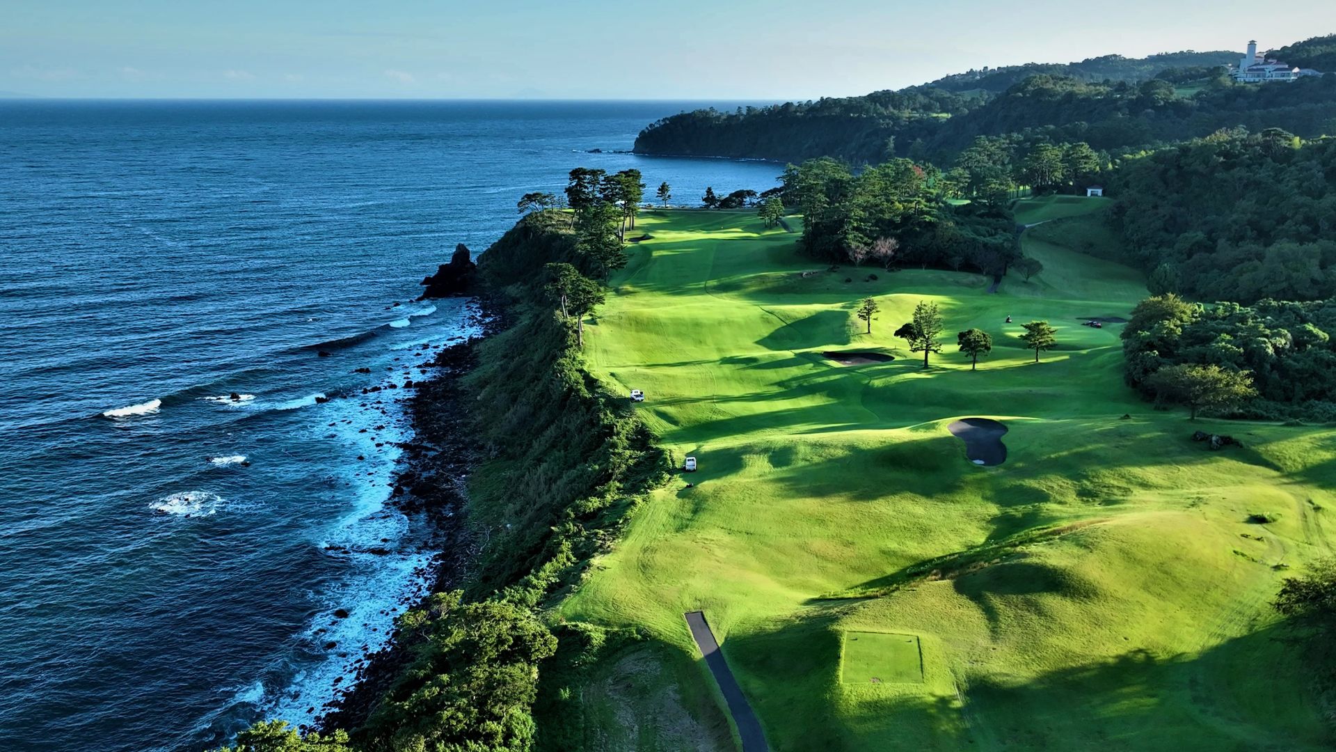Coastal golf landscape in Kawana, illustrative of the proposed Oshima round