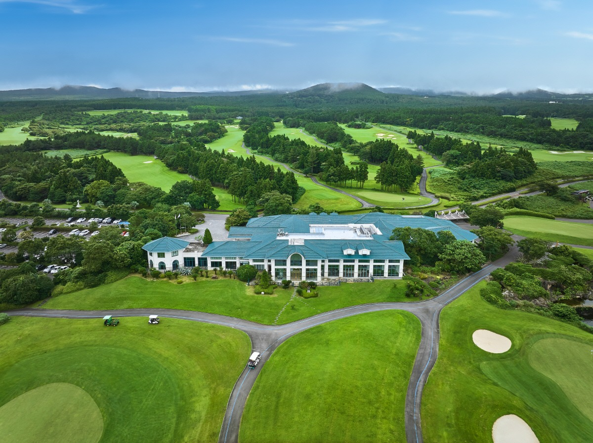 Lotte Skyhill Jeju Country Club