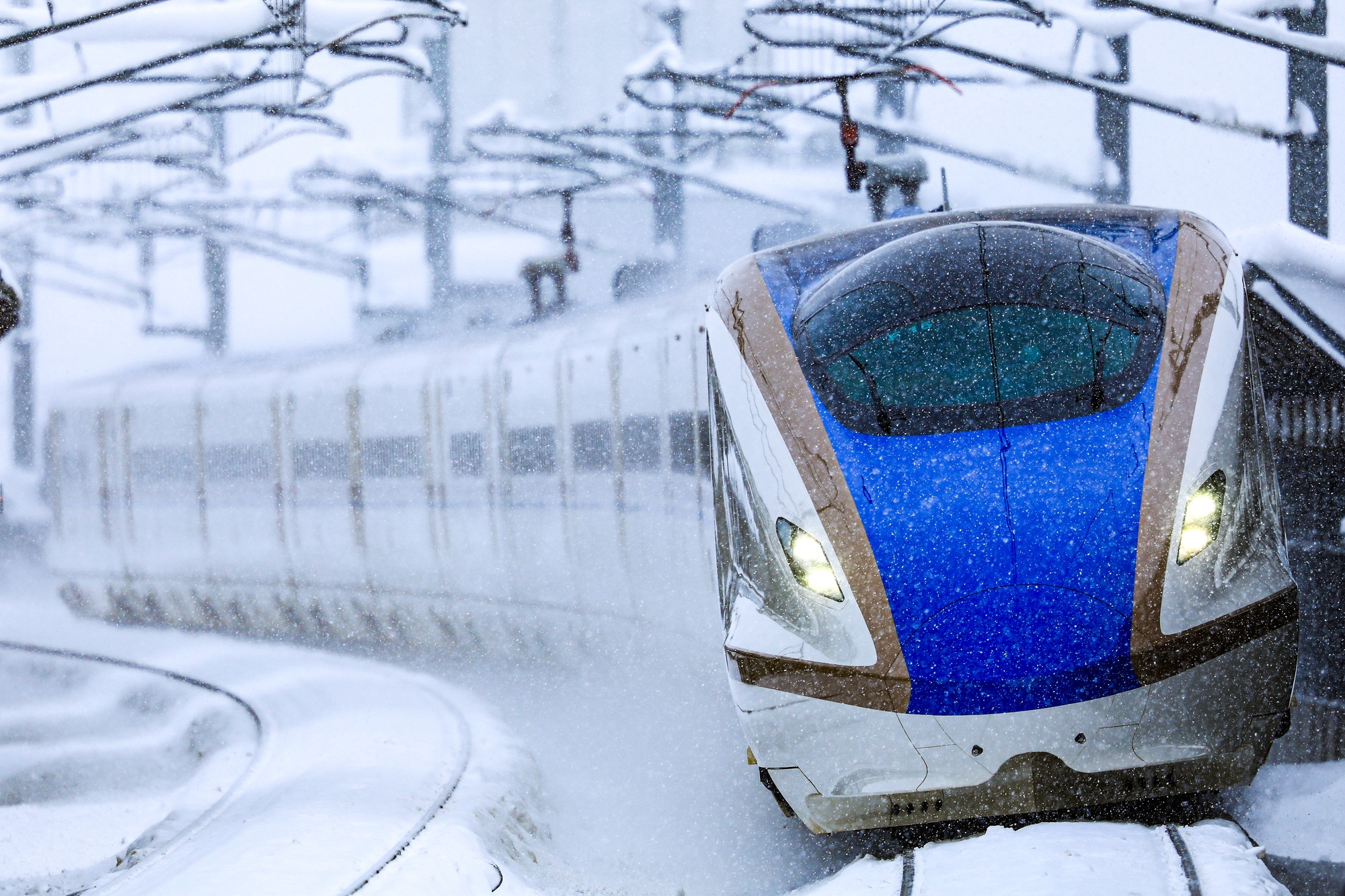 Hokuriku Shinkansen connecting Tokyo and Nagano